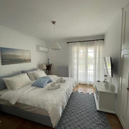 Sarwnisland Villa Lagonisi Buitenkant foto